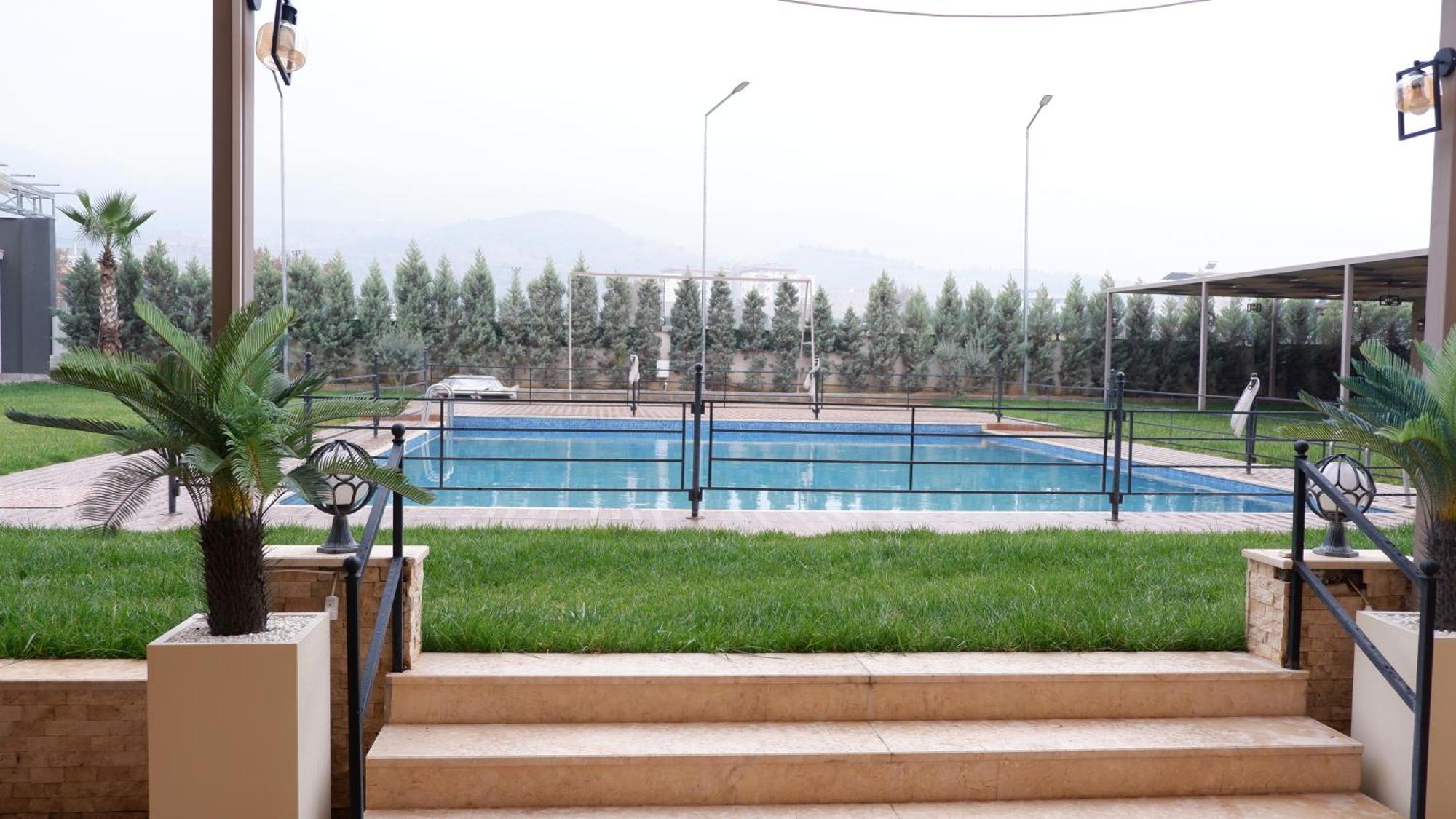Hotel La Bella Alasehir Екстериор снимка