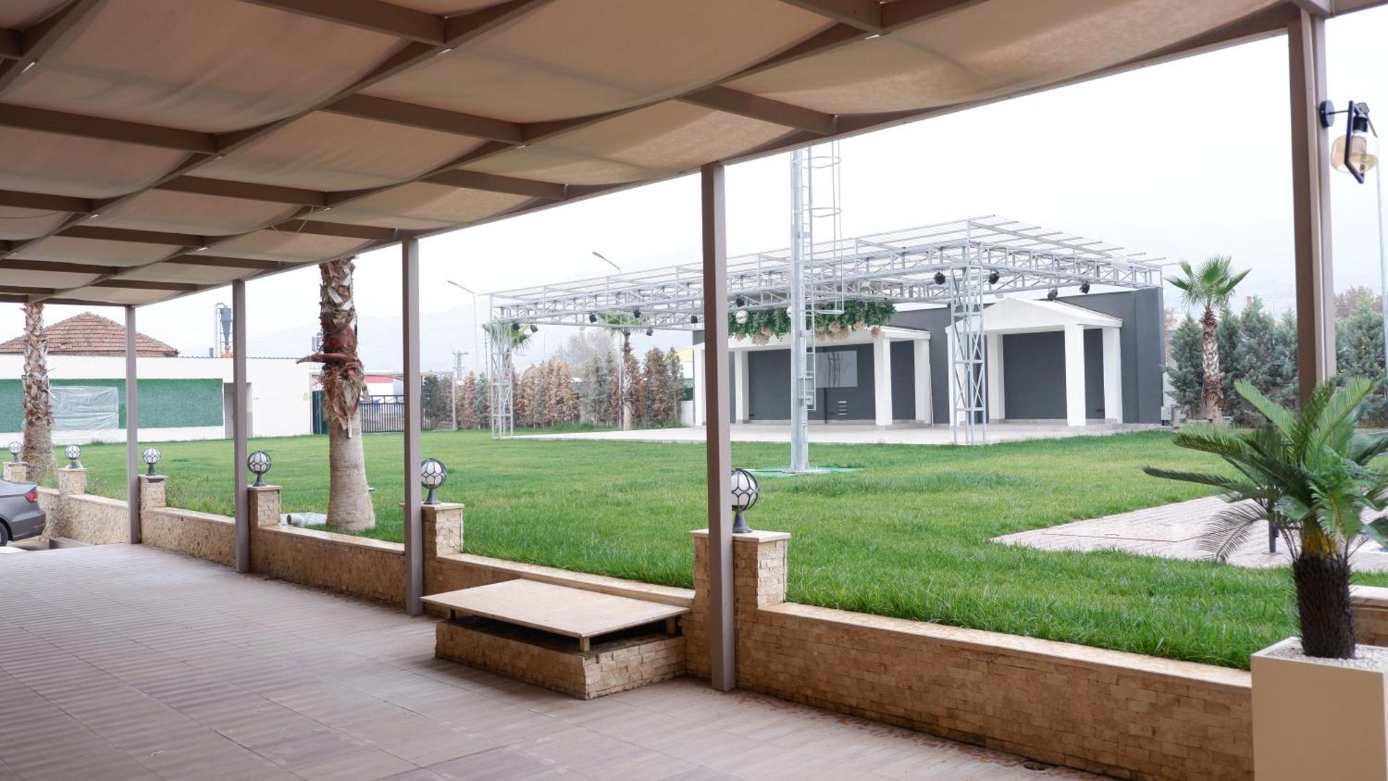 Hotel La Bella Alasehir Екстериор снимка