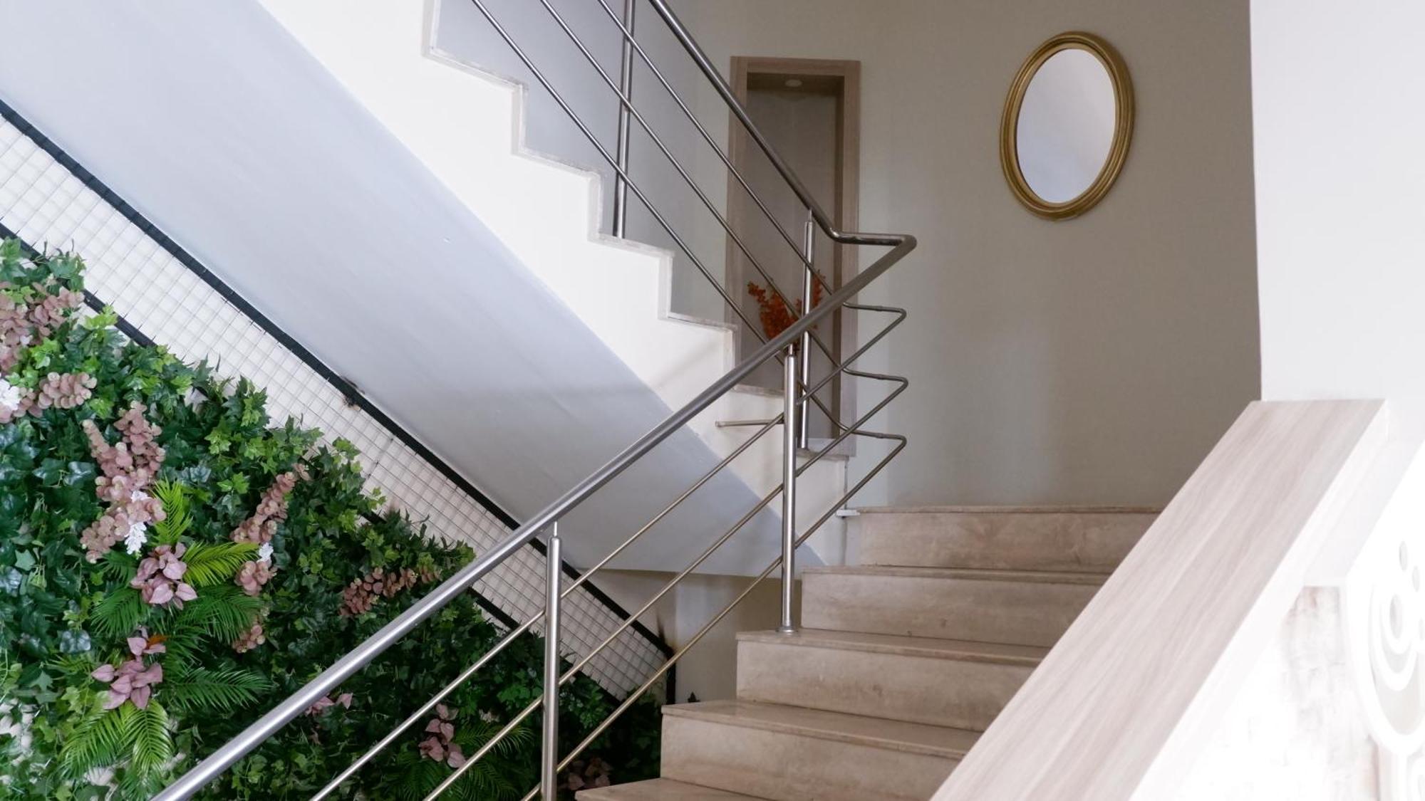 Hotel La Bella Alasehir Екстериор снимка