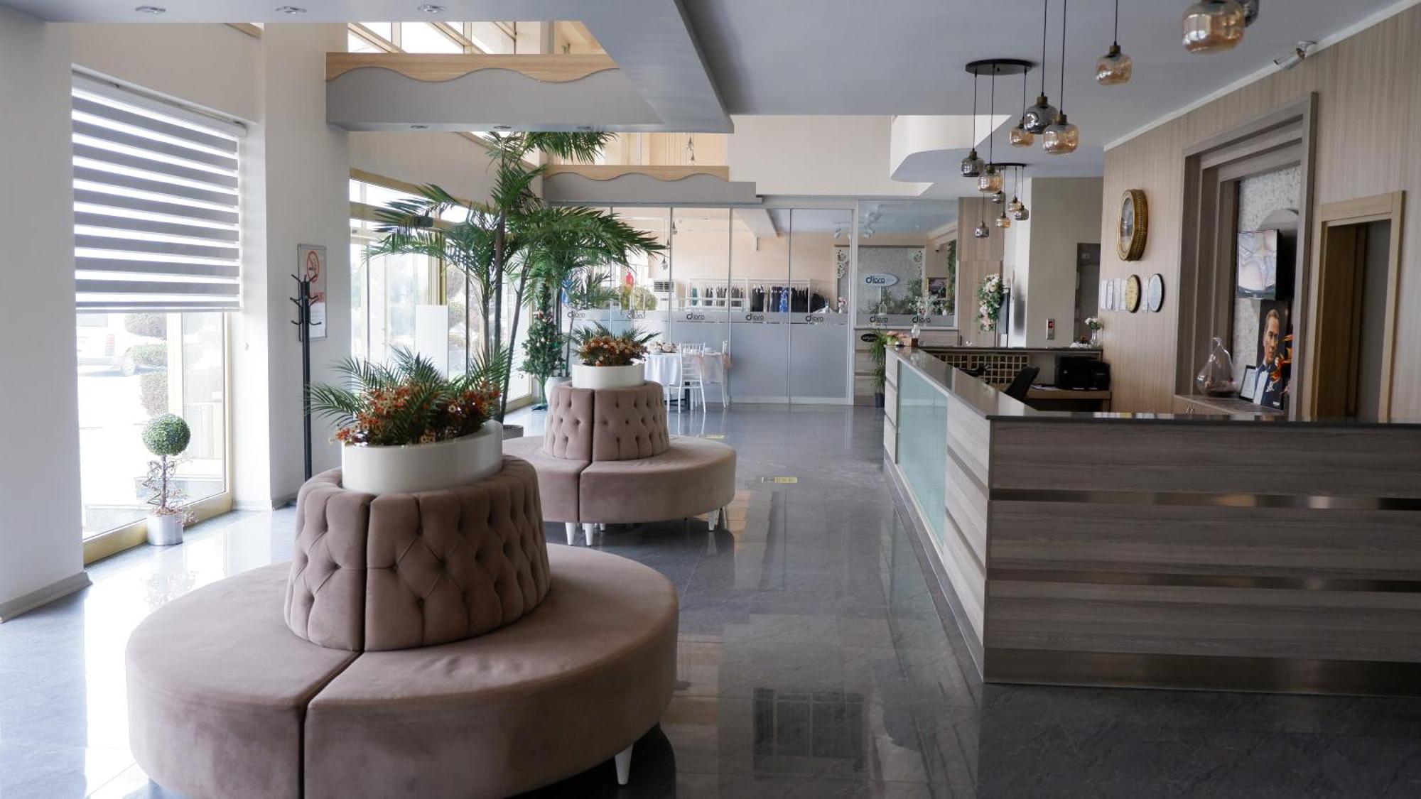 Hotel La Bella Alasehir Екстериор снимка