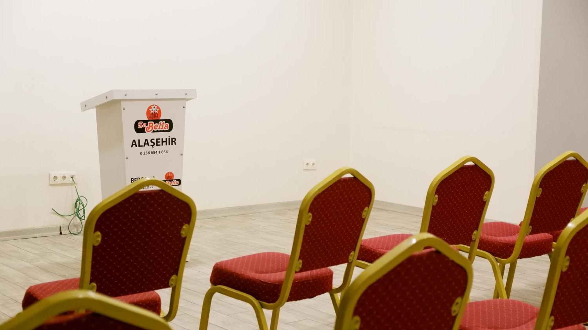 Hotel La Bella Alasehir Екстериор снимка